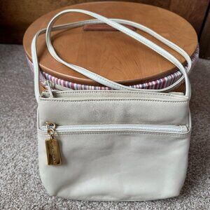 Giani Bernini Ivory Leather Crossbody Bag w/Zipper Close Pockets